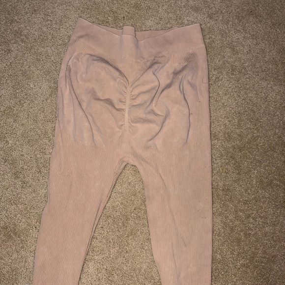 Pink Ribbed Leggings - Picture 3 of 3